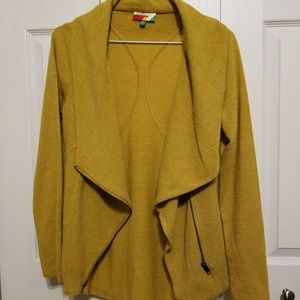 Airport Greeting Cardigan